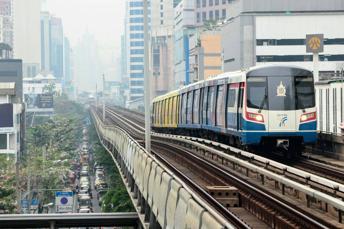 BTS Skytrain running above a Bangkok road